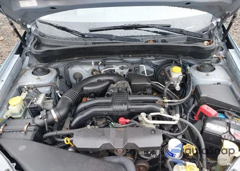 2011 Subaru Forester 2.5X Premium z USA, uszkodzony, nr VIN JF2SHADC6BH755106